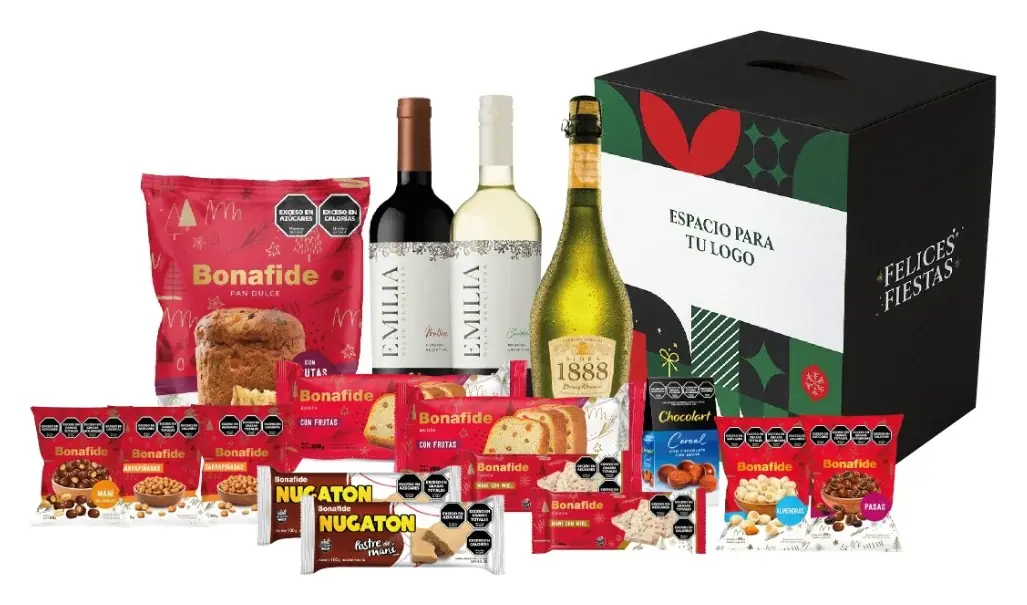 Caja navideña Golden Pack con espacio para tu logo, junto a pan dulce, vinos, espumante, budines, turrones y snacks