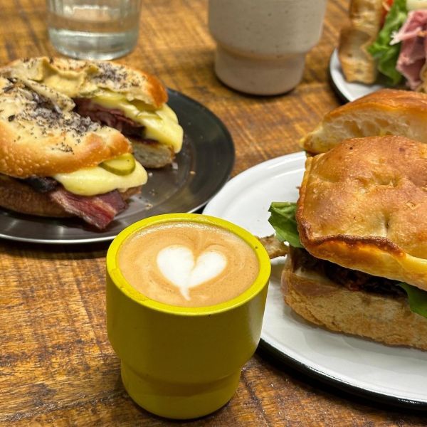 Pipa Sandwich y Café