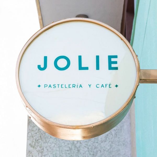 Jolie Psteleria